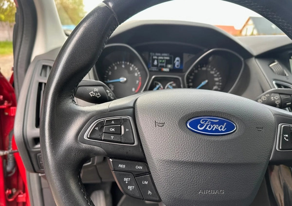 Ford Focus cena 41900 przebieg: 111500, rok produkcji 2018 z Wejherowo małe 137